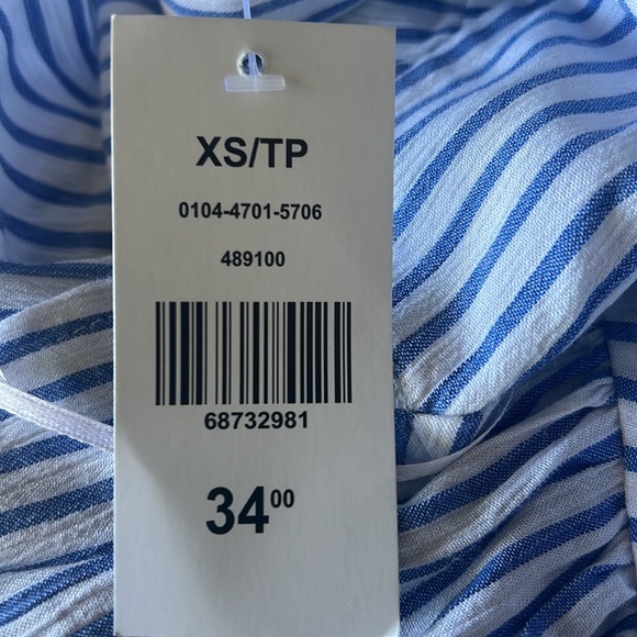 Button up blouse - Picture 2 of 2